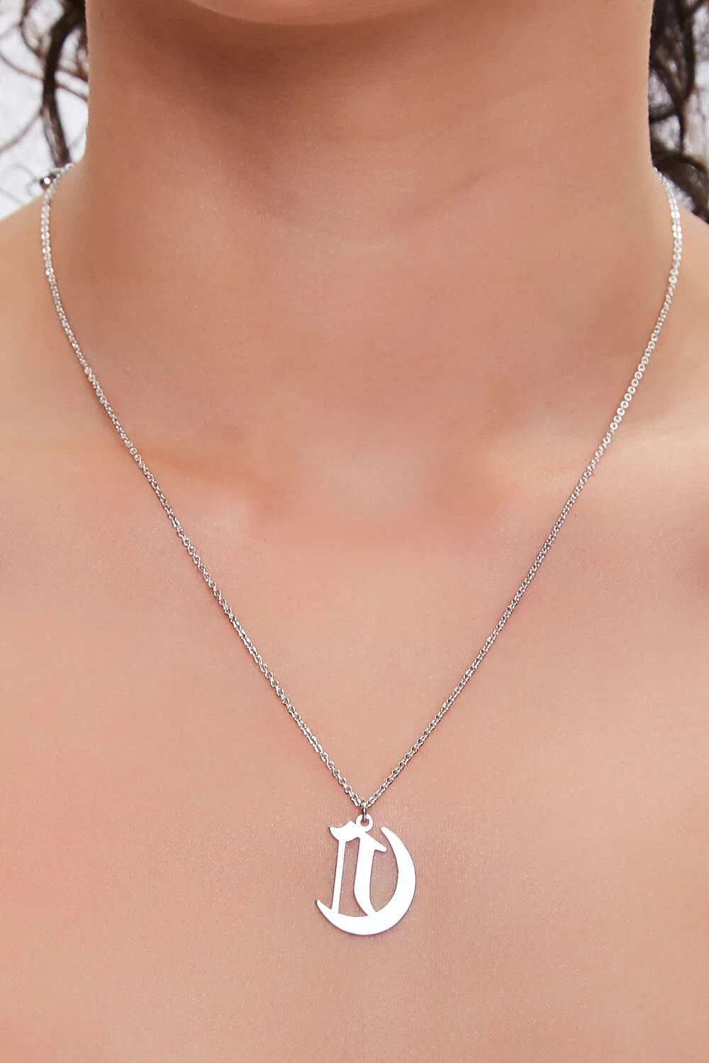 Initial Pendant Chain Necklace - Image 6